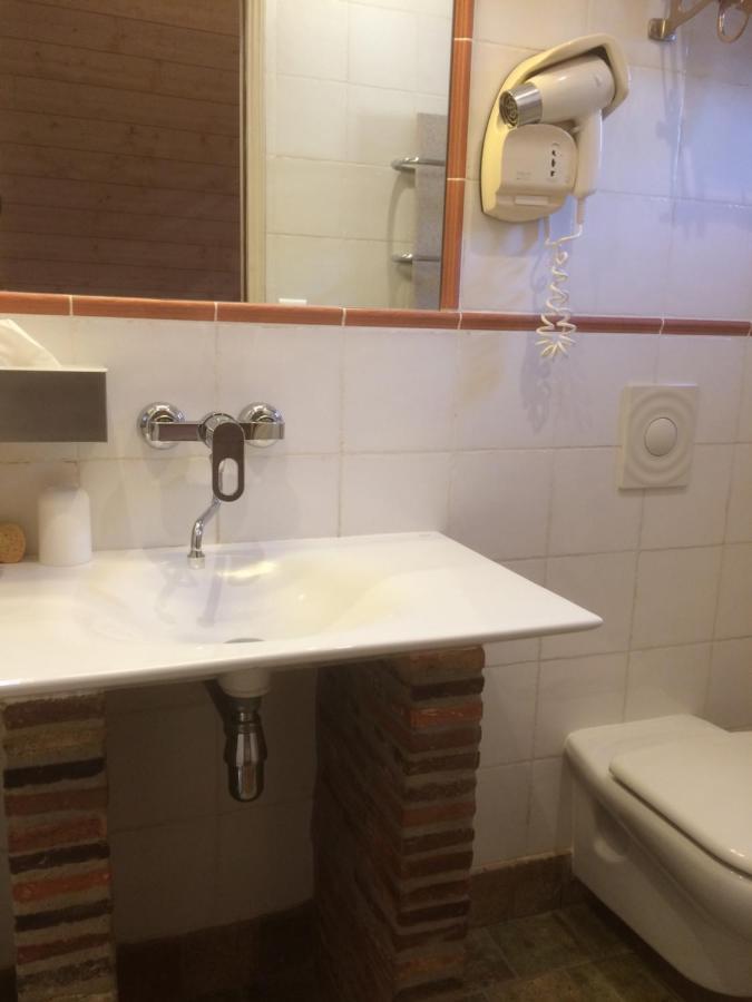 La Ferme Au Colombier Bed & Breakfast Neron Ngoại thất bức ảnh